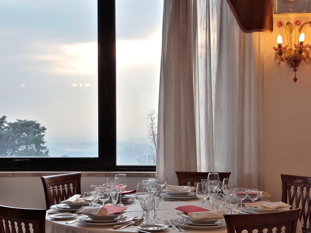 Hotel Windsor Savoia Assisi Buitenkant foto